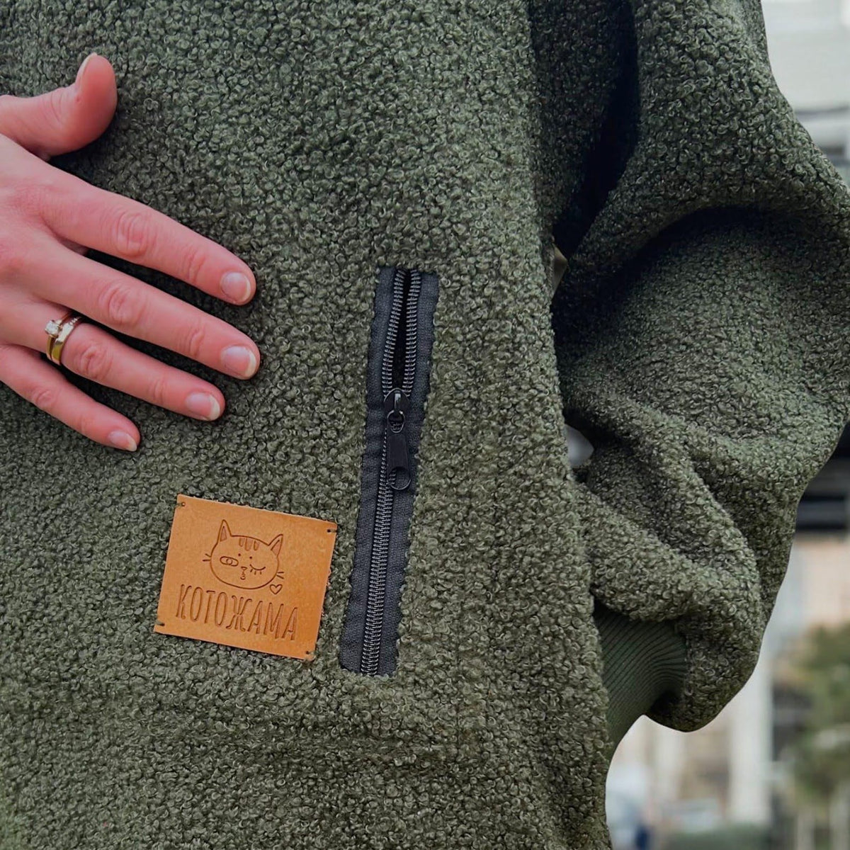 Velvet Pet Pouch Jacket – Your Pet Warm and Protected, Always with You