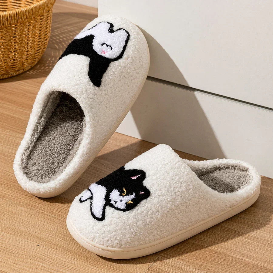 Cuddly Cat Slippers – Always Warm, Cosy Feet