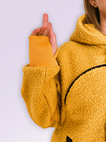 Velvet Pet Pouch Jacket – Your Pet Warm and Protected, Always with You